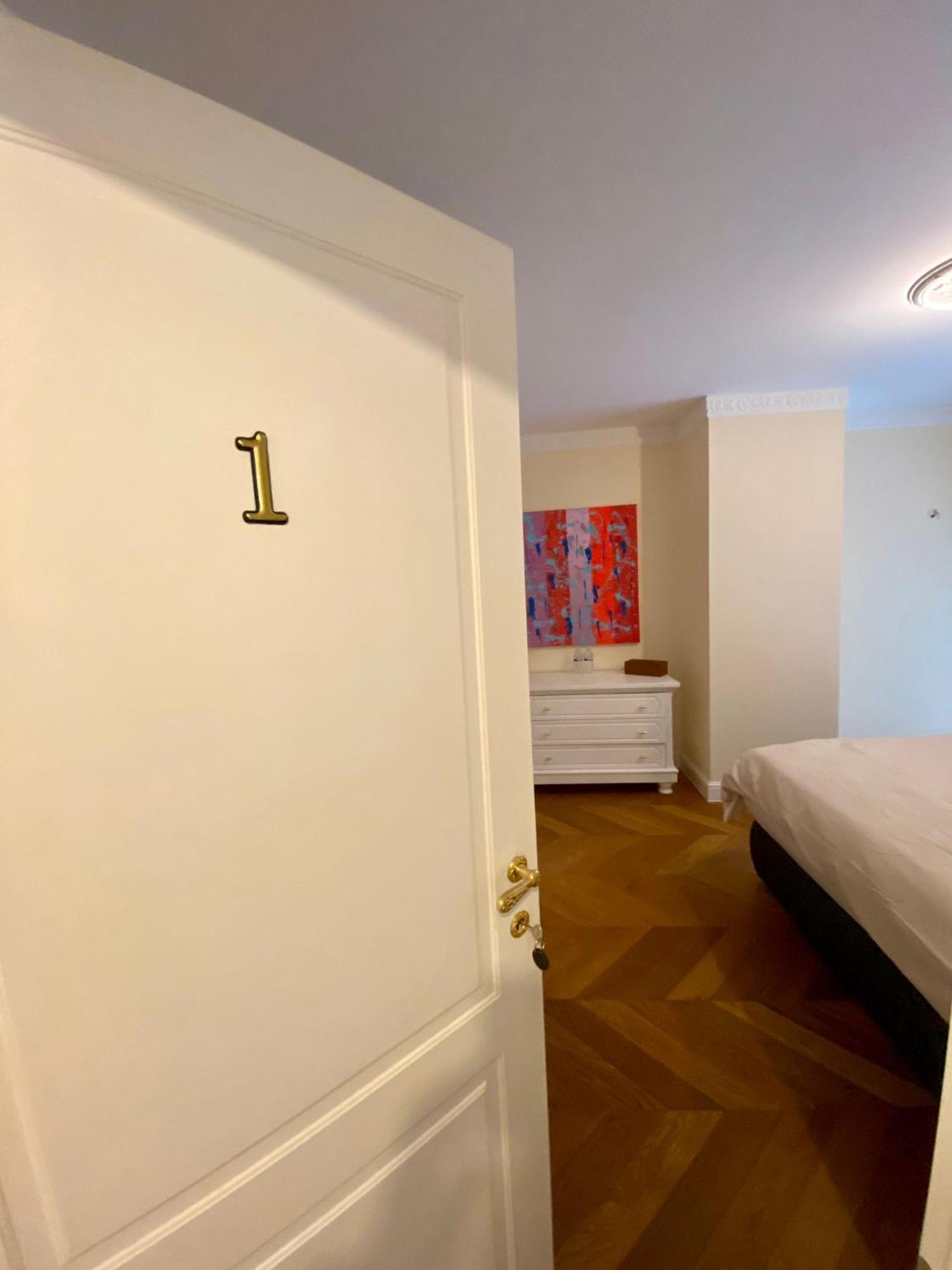 Petrusse Elite Suites Luxemburgo Exterior foto